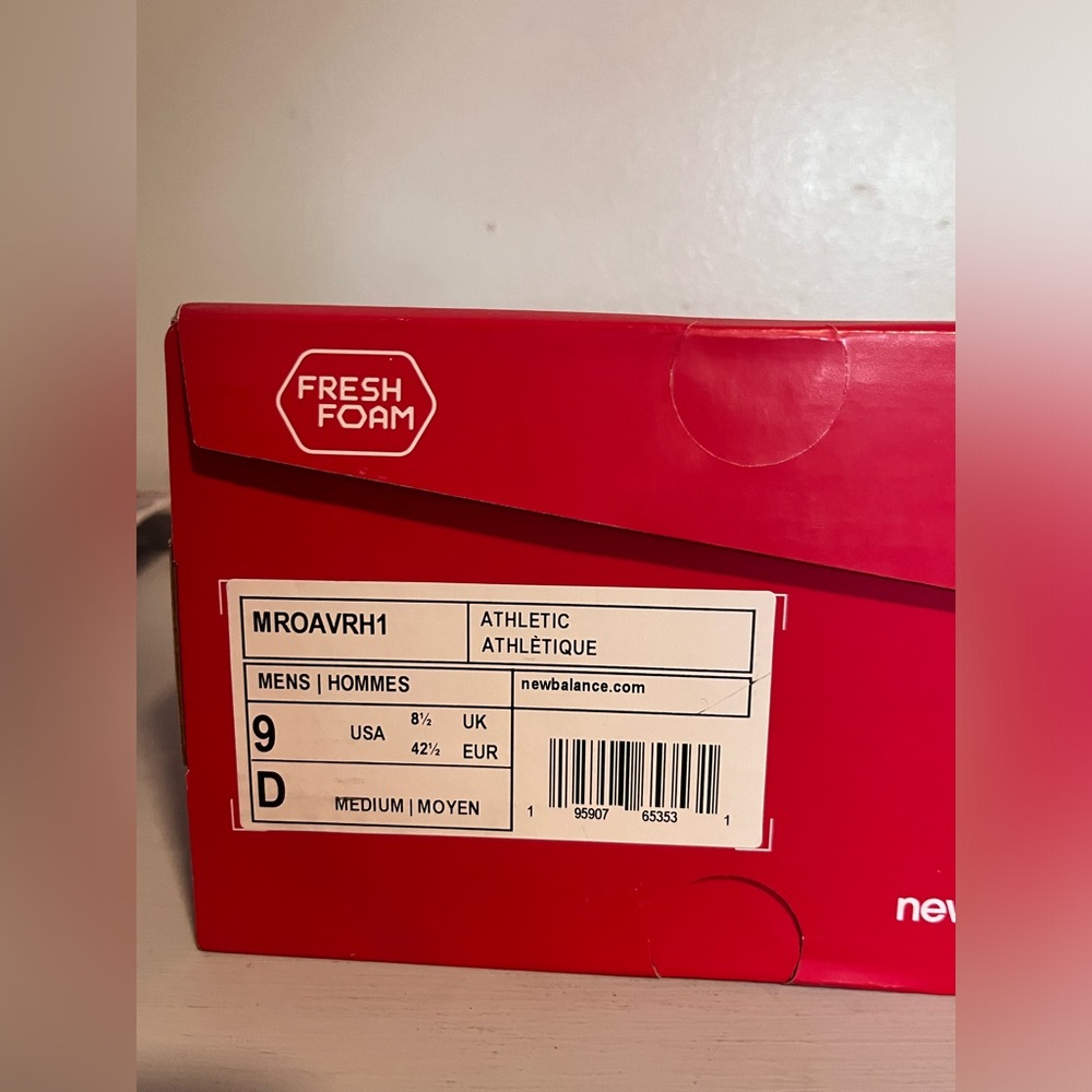 New Balance MROAVRH1 Men’s 9 Brand New - Picture 8 of 8